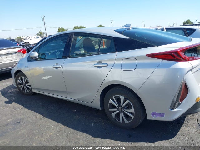 Toyota Prius Prime Plus/premium/advanced 2018 JTDKARFPXJ3093804 Image 15