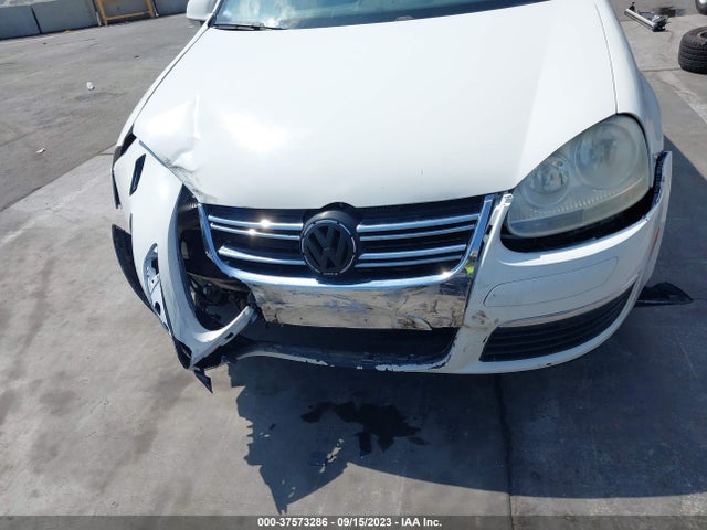 2008 VOLKSWAGEN JETTA SEDAN SE VIN: 3VWRZ71K78M036599