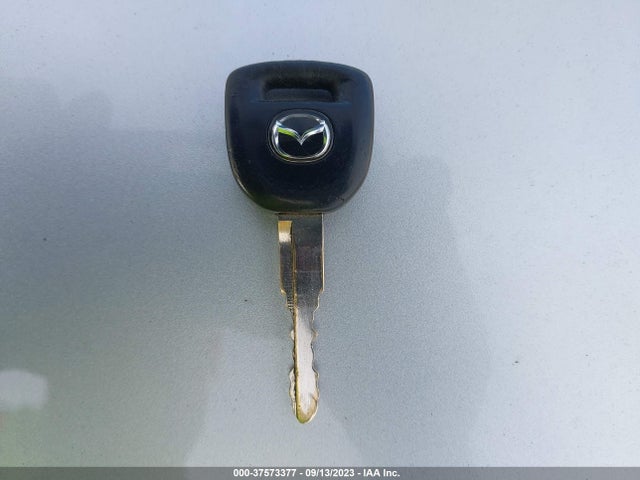 2005 MAZDA MAZDA6 I VIN: 1YVHP80C155M63079