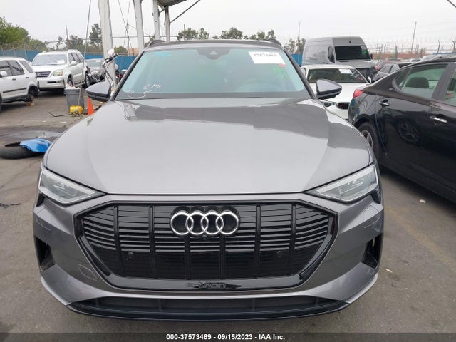 2021 Audi e-tron, VIN: WA1VABGE7MB002025