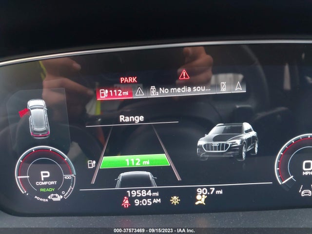 2021 Audi e-tron, VIN: WA1VABGE7MB002025