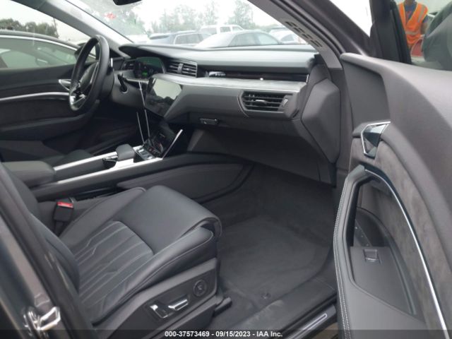 WA1VABGE7MB002025 Audi E-tron Prestige