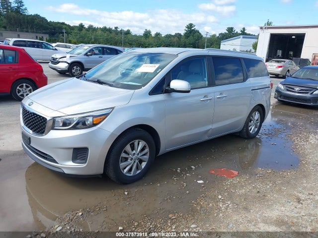 KIA SEDONA LX 2016 KNDMB5C17G6148652 Image 2