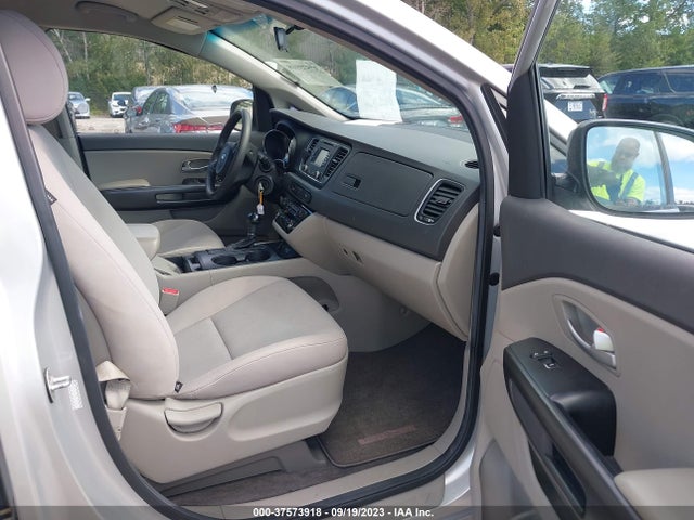 KIA SEDONA LX 2016 KNDMB5C17G6148652 Image 6