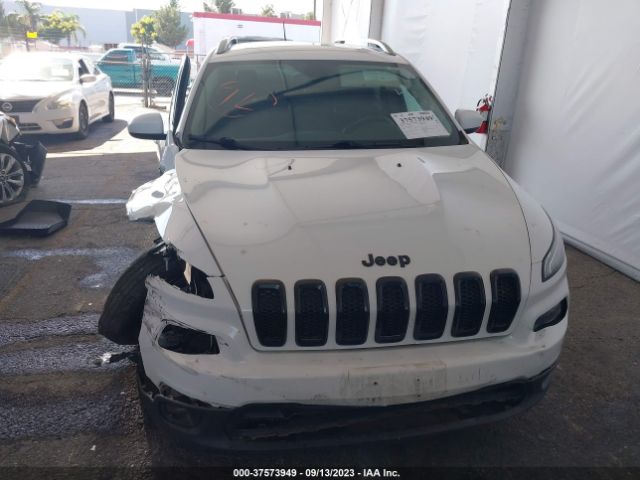 1C4PJLCB1HD231701 Jeep Cherokee Latitude