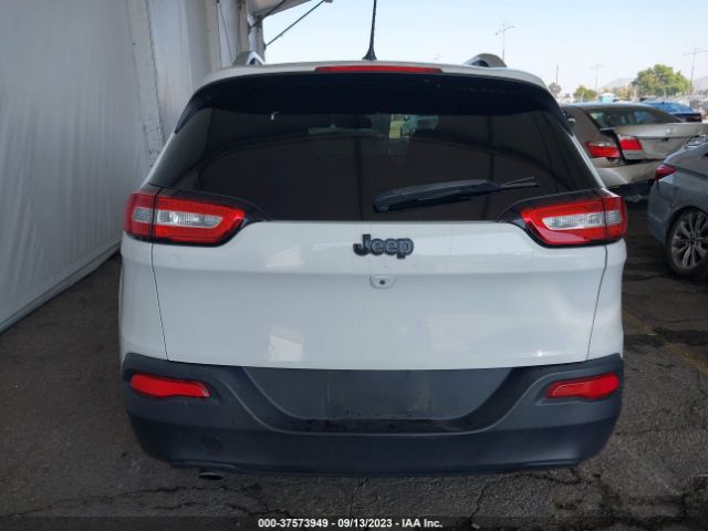 1C4PJLCB1HD231701 Jeep Cherokee Latitude