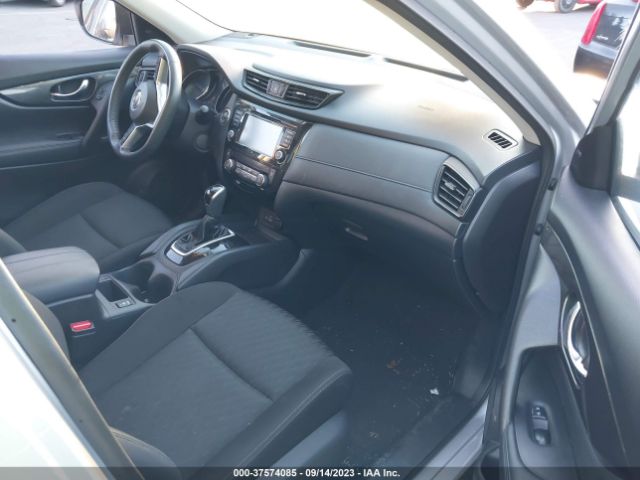 KNMAT2MV0JP572742 Nissan ROGUE SV