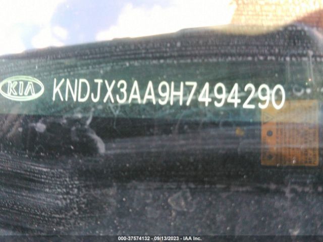 KNDJX3AA9H7494290 KIA Soul !