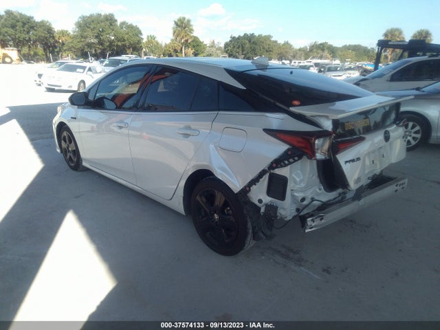 Toyota Prius L 2021 JTDKAMFU7M3126660 Image 3