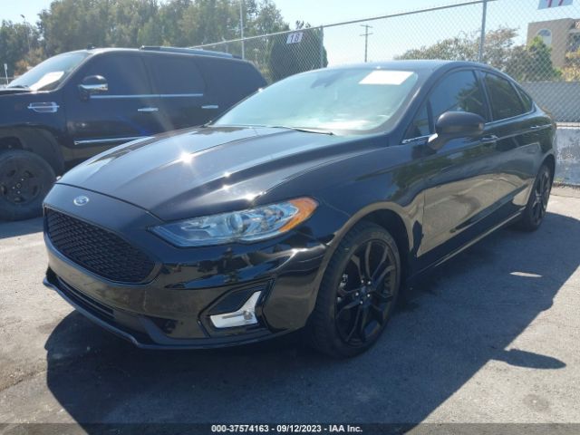 3FA6P0HD6KR177402 Ford FUSION SE