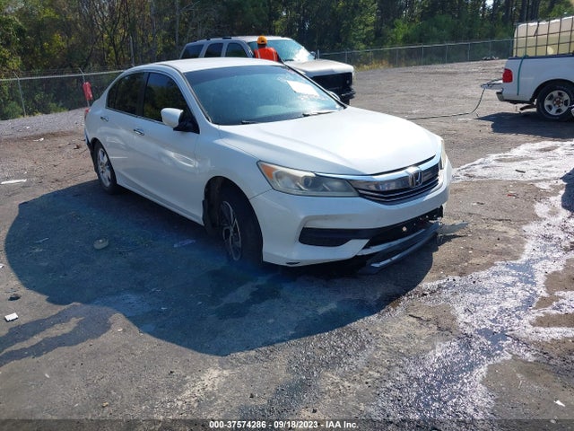 2016 1HGCR2F38GA150640 main image