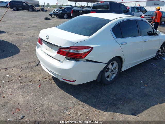 Honda ACCORD LX 2016 1HGCR2F38GA150640 Image 4