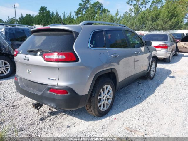 1C4PJMCBXJD563888 Jeep Cherokee Latitude