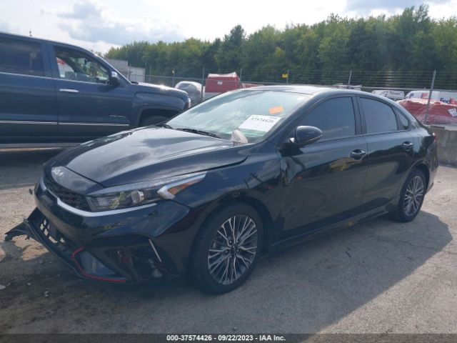 3KPF54AD2NE470341 KIA Forte Gt-line