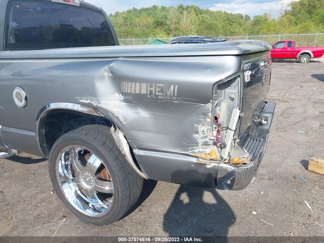 2005 DODGE RAM 1500 SLT VIN: 1D7HA18D25S215586
