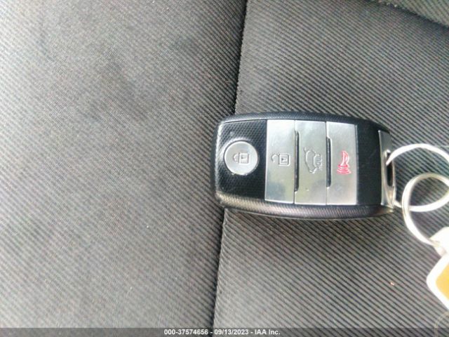 KNDJP3A54J7516169 KIA SOUL +