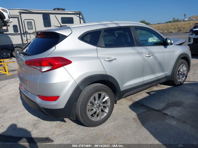 Hyundai TUCSON SE 2016 KM8J33A40GU238573 Image 4