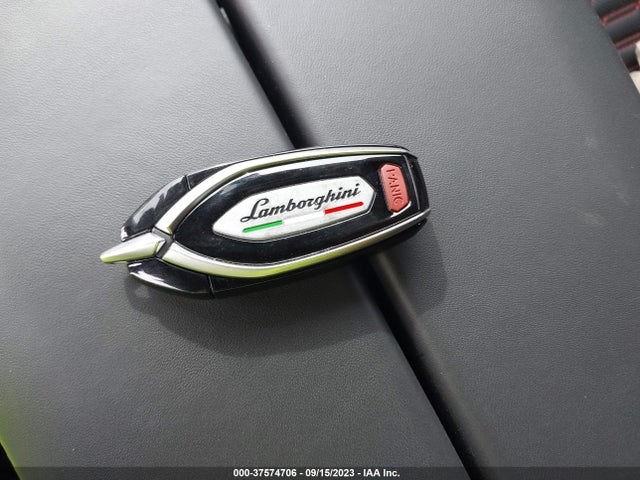 2021 Lamborghini URUS, VIN: ZPBUA1ZL6MLA14161