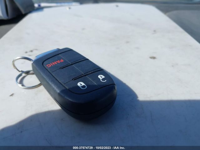 3C4NJCBBXJT305013 Jeep Compass Altitude