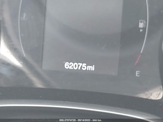 3C4NJCBBXJT305013 Jeep Compass Altitude