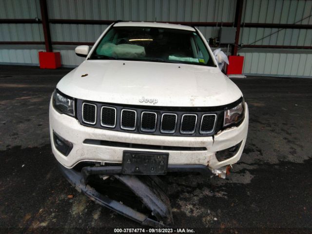 3C4NJDBBXJT492257 Jeep Compass Latitude