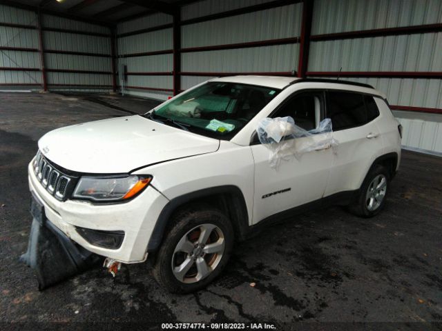 3C4NJDBBXJT492257 Jeep Compass Latitude
