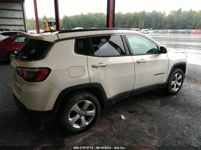 3C4NJDBBXJT492257 Jeep Compass Latitude