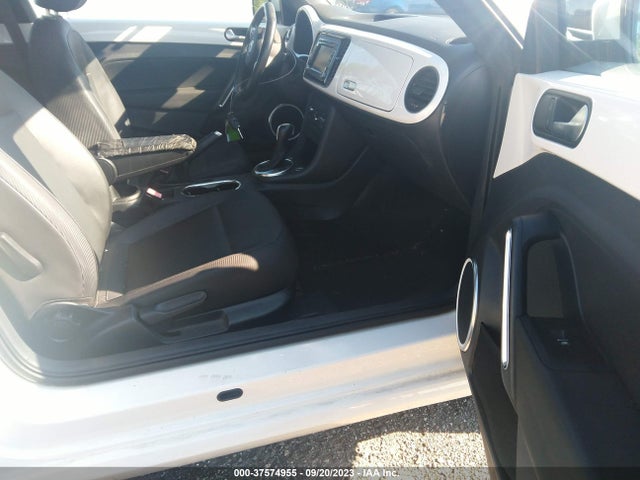 2013 VOLKSWAGEN BEETLE COUPE 2.5L W/SUN VIN: 3VWJX7AT9DM678098