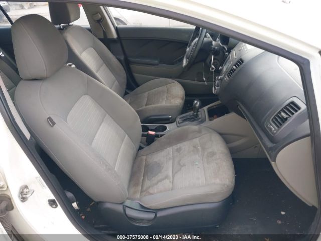 KNAFX4A8XE5054589 KIA FORTE EX
