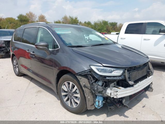 2C4RC1L7XMR581337 auction archive image