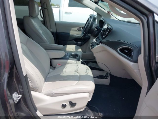 2C4RC1L7XMR581337 Chrysler Pacifica Hybrid Touring L