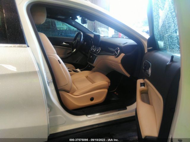 WDCTG4GB4HJ318257 Mercedes-Benz Gla Gla 250