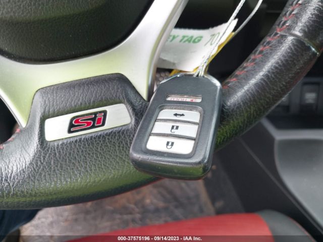 2HGFB6E54FH701156 Honda Civic Sedan Si