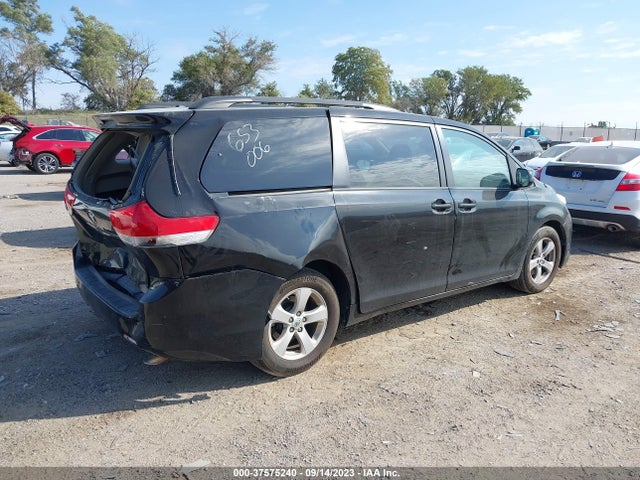 Toyota SIENNA LE 2014 5TDKK3DC8ES409036 Image 4
