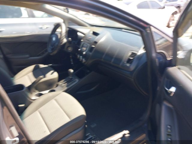 KNAFX4A66G5443022 KIA FORTE LX