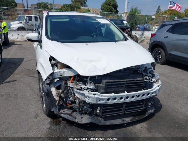 1FADP5FU2HL113453 Ford C-max Energi Titanium