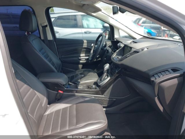 1FADP5FU2HL113453 Ford C-max Energi Titanium