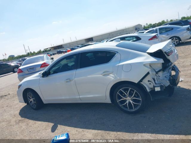 19UDE2F76LA001558 Acura Ilx Pkg