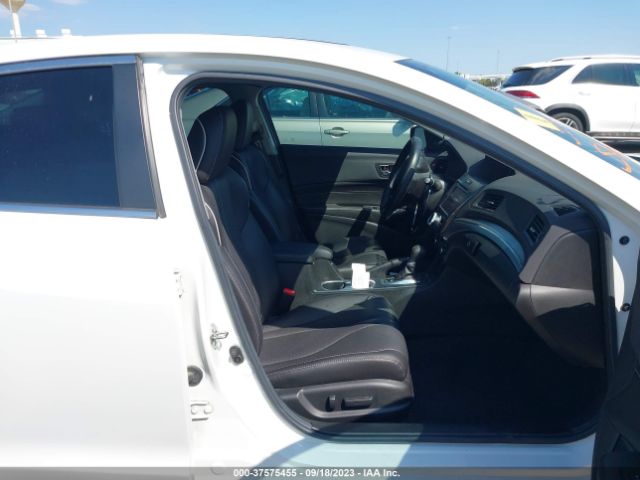 19UDE2F76LA001558 Acura Ilx Pkg