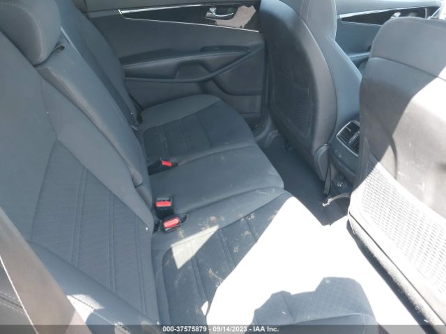 5XYPGDA39GG044108 KIA SORENTO LX