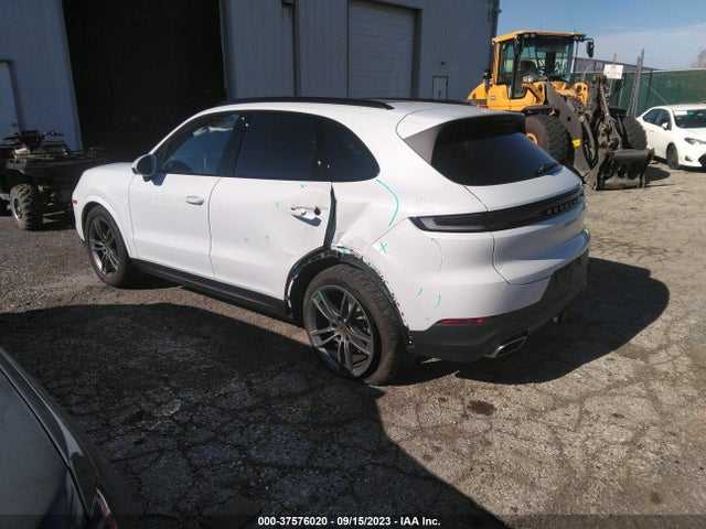 2024 PORSCHE CAYENNE WP1AA2AY4RDA00332 Photo 2