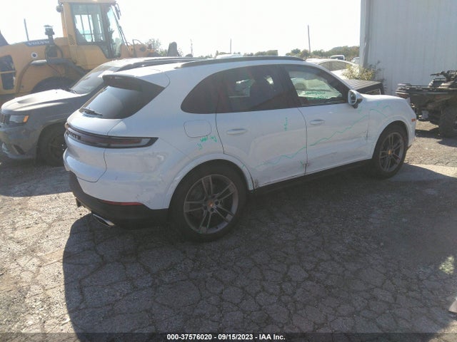 2024 PORSCHE CAYENNE WP1AA2AY4RDA00332 Photo 3