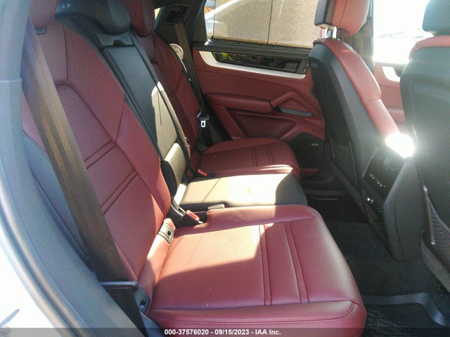 2024 PORSCHE CAYENNE WP1AA2AY4RDA00332 Photo 7