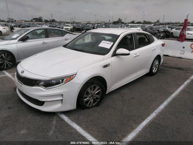 5XXGT4L33HG143652 KIA Optima Lx