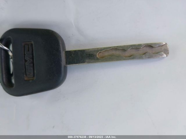 1GD21XEG3FZ137390 GMC SIERRA 2500HD