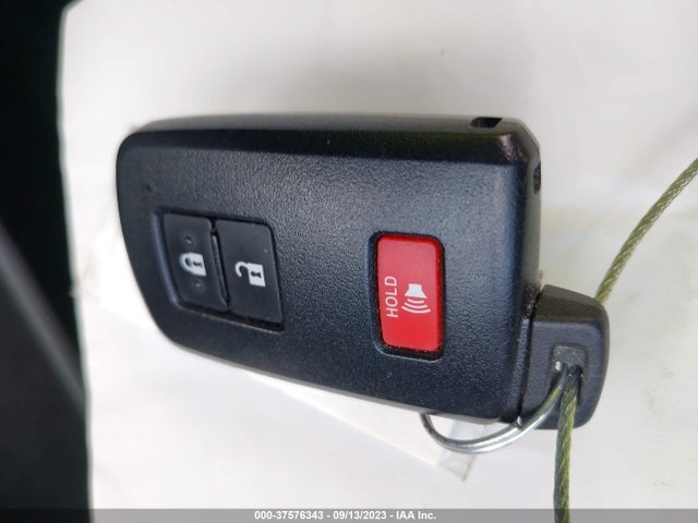 Toyota Prius V Two/five/three/four 2017 JTDZN3EU3HJ067011 Image 11