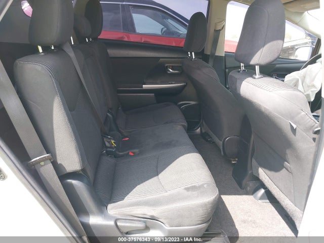 Toyota Prius V Two/five/three/four 2017 JTDZN3EU3HJ067011 Image 8