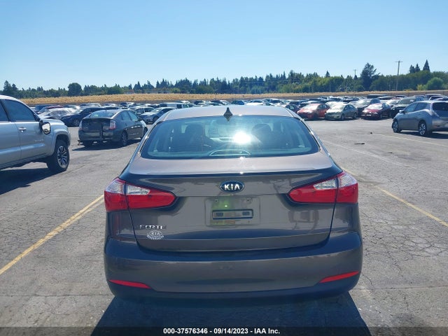 KIA FORTE LX 2015 KNAFX4A6XF5301058 Image 16