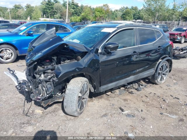 JN1BJ1CR8JW205511 Nissan Rogue Sport Sl