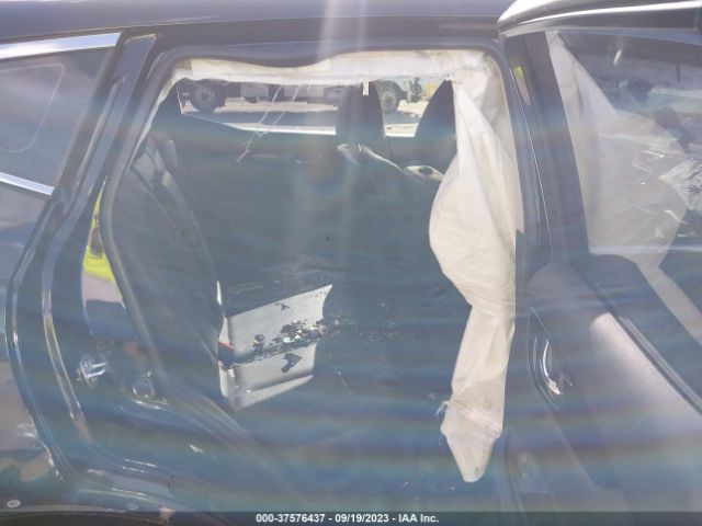 JN1BJ1CR8JW205511 Nissan Rogue Sport Sl